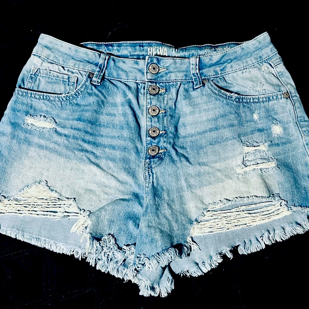 Rewash Super High Rise Vintage Reunion Wedge Distressed Denim Shorts, Size 13/31